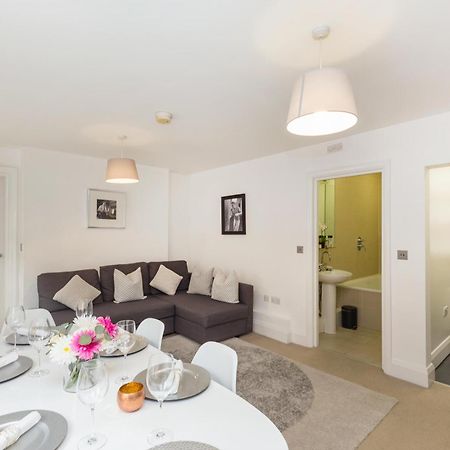 Picton 2Br Apartment - Prime Location & Comfort London Exteriör bild
